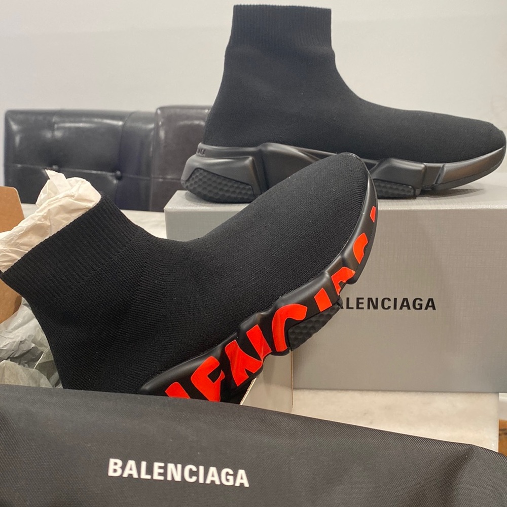 NEW BALENCIAGA GRAFFITI SPEED TRAINERS
